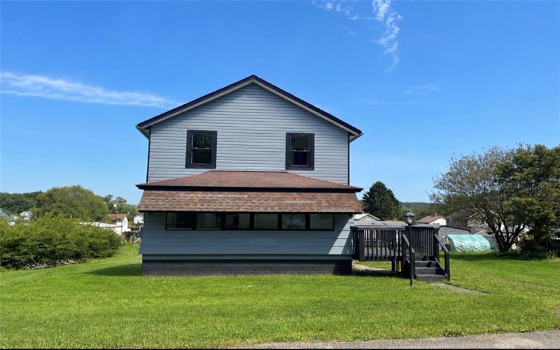 531 5th Avenue, Tinsmill, 15618, 4 Bedroom Bedrooms, 9 Room Rooms,1 BathroomBathrooms,Residential,For Sale,5th Avenue,1773287