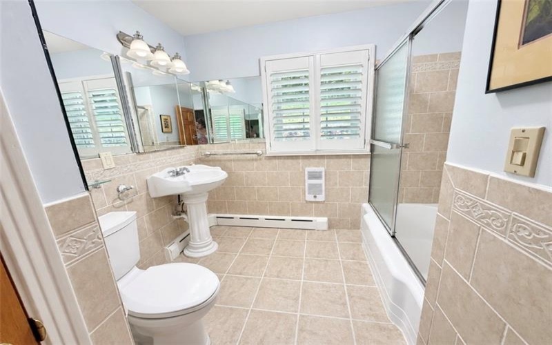 1025 Isabella Rd, Connellsville, 15425, 4 Bedroom Bedrooms, 10 Room Rooms,2 BathroomBathrooms,Residential,For Sale,Isabella Rd,1773260
