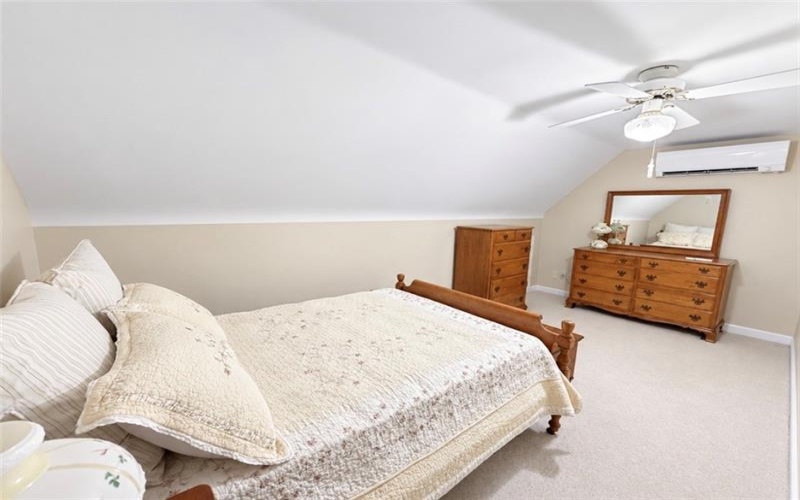 1025 Isabella Rd, Connellsville, 15425, 4 Bedroom Bedrooms, 10 Room Rooms,2 BathroomBathrooms,Residential,For Sale,Isabella Rd,1773260