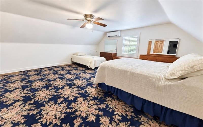 1025 Isabella Rd, Connellsville, 15425, 4 Bedroom Bedrooms, 10 Room Rooms,2 BathroomBathrooms,Residential,For Sale,Isabella Rd,1773260