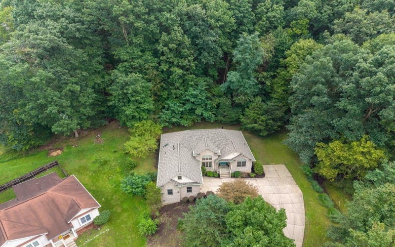41 Brookdale Drive, Greensburg, 15601, 3 Bedroom Bedrooms, 7 Room Rooms,2 BathroomBathrooms,Residential,For Sale,Brookdale Drive,1773309