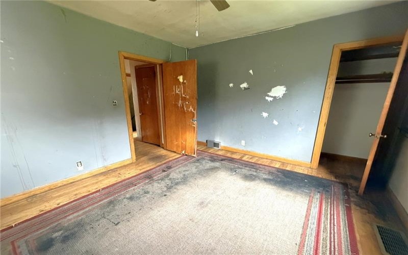 1047 Main Street, Somerset, 15501, 3 Bedroom Bedrooms, 7 Room Rooms,2 BathroomBathrooms,Residential,For Sale,Main Street,1773319