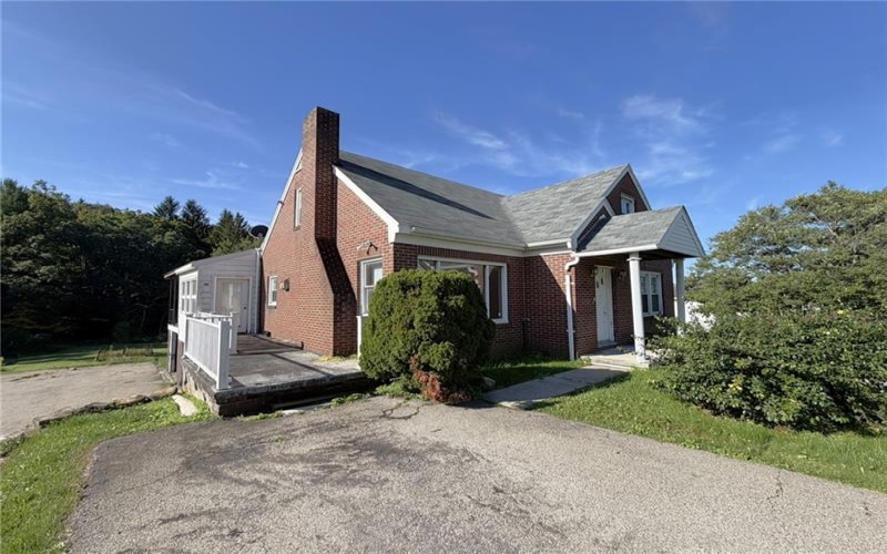 1047 Main Street, Somerset, 15501, 3 Bedroom Bedrooms, 7 Room Rooms,2 BathroomBathrooms,Residential,For Sale,Main Street,1773319