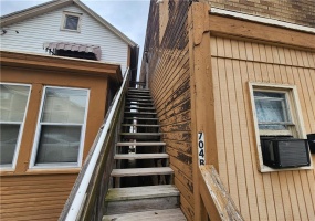 706 Holland St, Vandergrift, 15690, ,Multi-unit,For Sale,Holland St,1773333