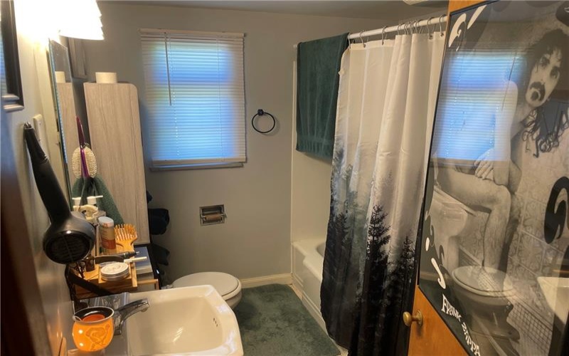 81 Scenery Blvd, Monessen, 15062, 3 Bedroom Bedrooms, ,1.1 BathroomBathrooms,Residential,For Sale,Scenery Blvd,1773342