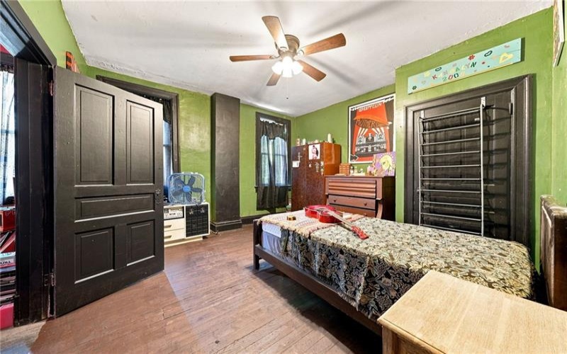 32 Brown Street, Brownsville, 15417, 8 Bedroom Bedrooms, ,2.1 BathroomBathrooms,Residential,For Sale,Brown Street,1773343
