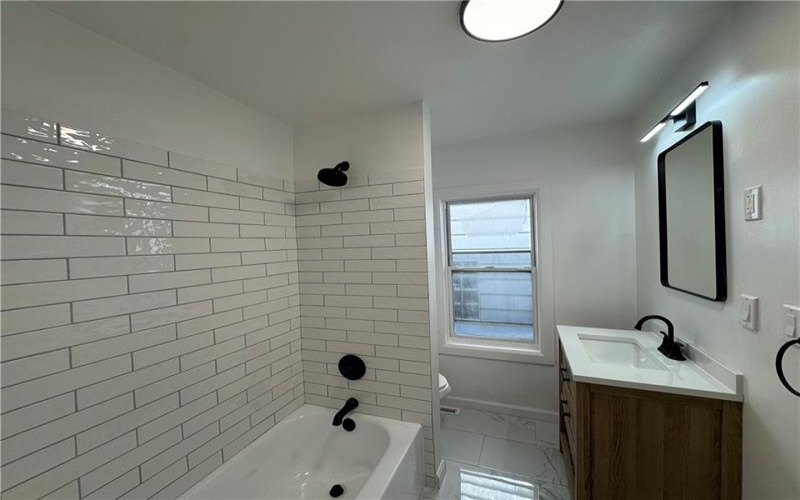 1922 Kenneth Ave, New Kensington, 15068, 5 Bedroom Bedrooms, ,2 BathroomBathrooms,Residential,For Sale,Kenneth Ave,1773351