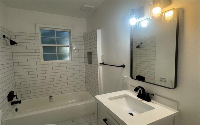 1922 Kenneth Ave, New Kensington, 15068, 5 Bedroom Bedrooms, ,2 BathroomBathrooms,Residential,For Sale,Kenneth Ave,1773351