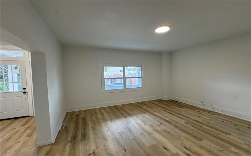1922 Kenneth Ave, New Kensington, 15068, 5 Bedroom Bedrooms, ,2 BathroomBathrooms,Residential,For Sale,Kenneth Ave,1773351