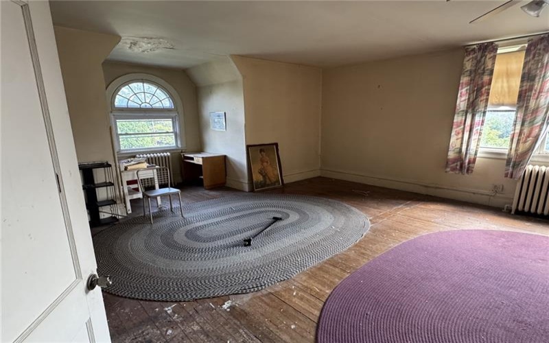1126 HIGH ST, Brownsville, 15417, 5 Bedroom Bedrooms, ,2.1 BathroomBathrooms,Residential,For Sale,HIGH ST,1757662