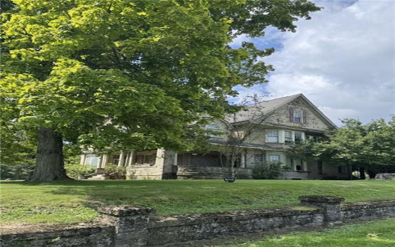 1126 HIGH ST, Brownsville, 15417, 5 Bedroom Bedrooms, ,2.1 BathroomBathrooms,Residential,For Sale,HIGH ST,1757662