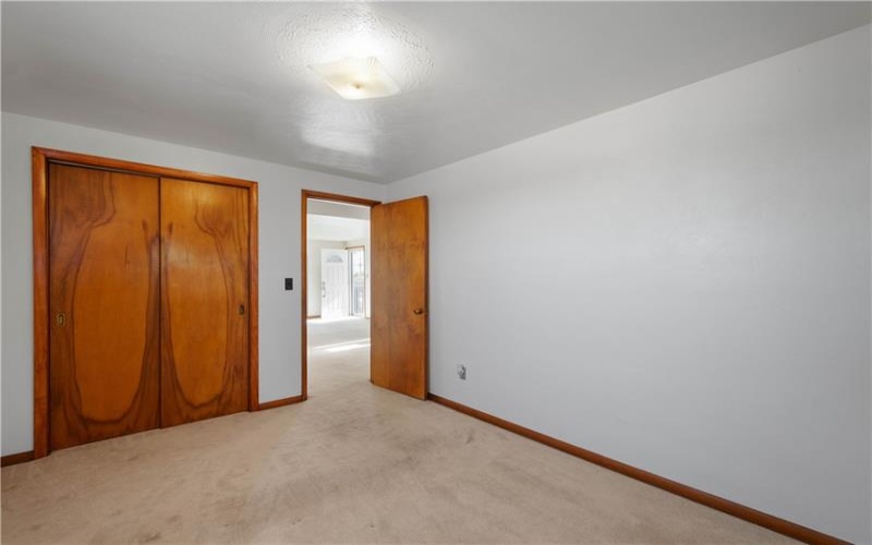 275 Hallam Rd, Washington, 15301, 3 Bedroom Bedrooms, ,1 BathroomBathrooms,Residential,For Sale,Hallam Rd,1730599