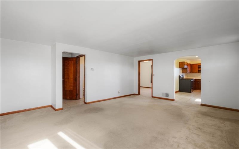 275 Hallam Rd, Washington, 15301, 3 Bedroom Bedrooms, ,1 BathroomBathrooms,Residential,For Sale,Hallam Rd,1730599