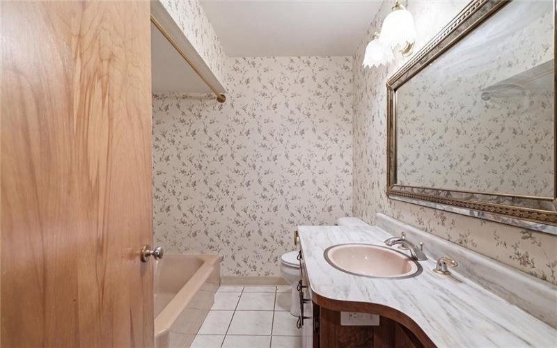 38 Jefferson Ave, Monessen, 15062, 3 Bedroom Bedrooms, 9 Room Rooms,3 BathroomBathrooms,Residential,For Sale,Jefferson Ave,1766568