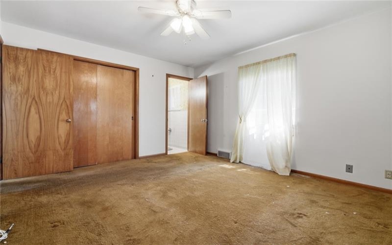 38 Jefferson Ave, Monessen, 15062, 3 Bedroom Bedrooms, 9 Room Rooms,3 BathroomBathrooms,Residential,For Sale,Jefferson Ave,1766568