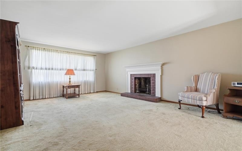 38 Jefferson Ave, Monessen, 15062, 3 Bedroom Bedrooms, 9 Room Rooms,3 BathroomBathrooms,Residential,For Sale,Jefferson Ave,1766568
