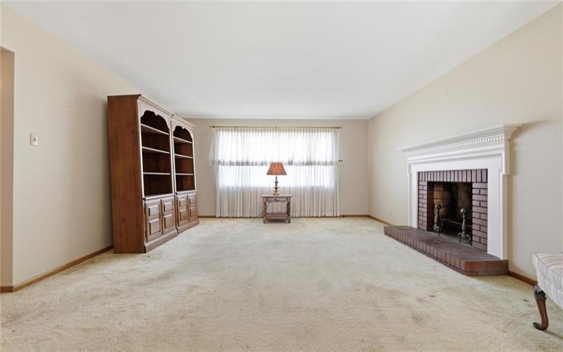 38 Jefferson Ave, Monessen, 15062, 3 Bedroom Bedrooms, 9 Room Rooms,3 BathroomBathrooms,Residential,For Sale,Jefferson Ave,1766568