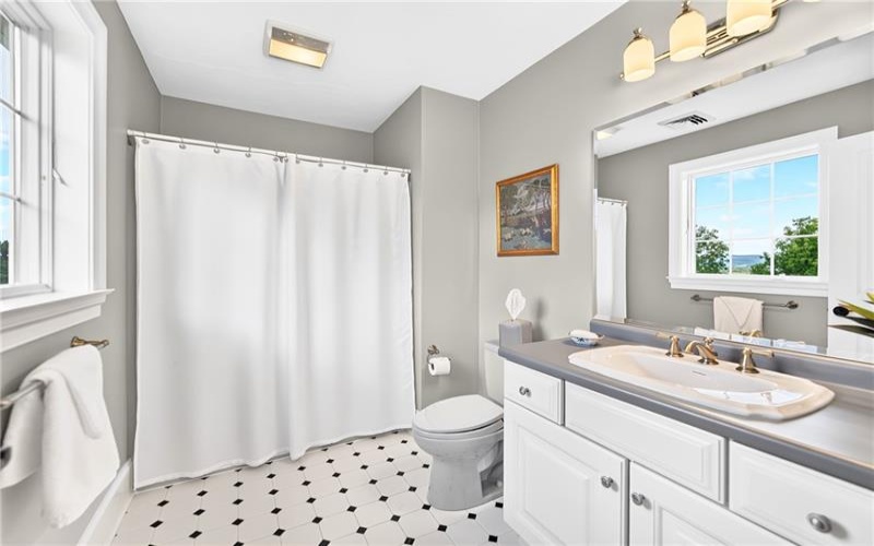 486 SETTLER ROAD, Ligonier, 15658, 4 Bedroom Bedrooms, 13 Room Rooms,6.1 BathroomBathrooms,Residential,For Sale,SETTLER ROAD,1772667