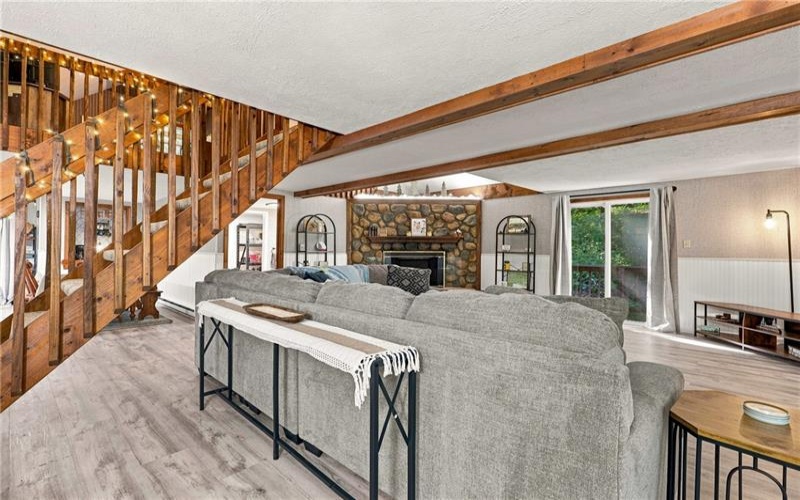 429 Pocono Drive, Boswell, 15531, 3 Bedroom Bedrooms, ,2 BathroomBathrooms,Residential,For Sale,Pocono Drive,1772855
