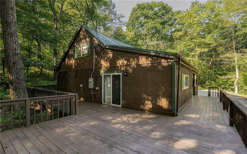429 Pocono Drive, Boswell, 15531, 3 Bedroom Bedrooms, ,2 BathroomBathrooms,Residential,For Sale,Pocono Drive,1772855