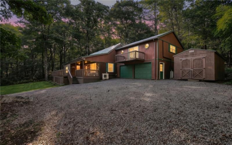 429 Pocono Drive, Boswell, 15531, 3 Bedroom Bedrooms, ,2 BathroomBathrooms,Residential,For Sale,Pocono Drive,1772855