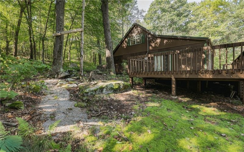 429 Pocono Drive, Boswell, 15531, 3 Bedroom Bedrooms, ,2 BathroomBathrooms,Residential,For Sale,Pocono Drive,1772855