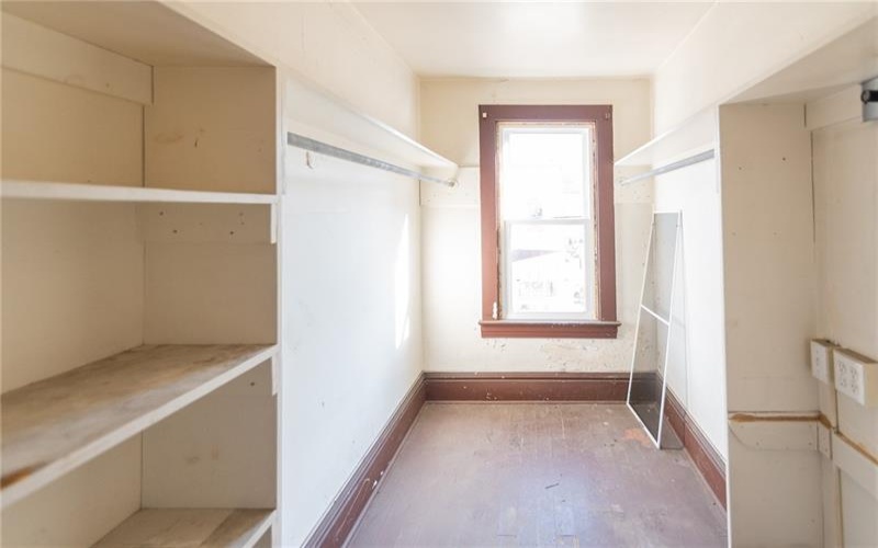 221 Mckean Ave, Charleroi, 15022, 3 Bedroom Bedrooms, ,2 BathroomBathrooms,Residential,For Sale,Mckean Ave,1772879