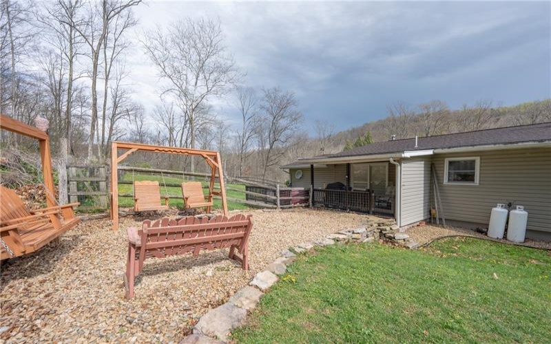429 Four Mile Run Rd, Latrobe, 15650, 4 Bedroom Bedrooms, ,2 BathroomBathrooms,Residential,For Sale,Four Mile Run Rd,1772954