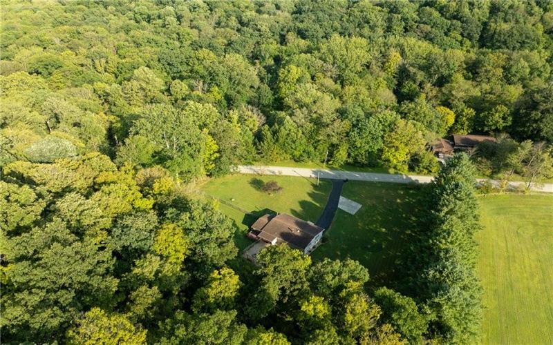 429 Four Mile Run Rd, Latrobe, 15650, 4 Bedroom Bedrooms, ,2 BathroomBathrooms,Residential,For Sale,Four Mile Run Rd,1772954