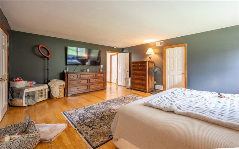 121 Johnson Rd, Greensburg, 15601, 6 Bedroom Bedrooms, ,5 BathroomBathrooms,Residential,For Sale,Johnson Rd,1773296