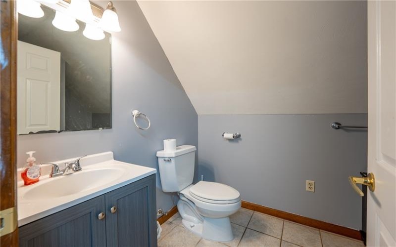 121 Johnson Rd, Greensburg, 15601, 6 Bedroom Bedrooms, ,5 BathroomBathrooms,Residential,For Sale,Johnson Rd,1773296