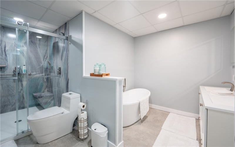 121 Johnson Rd, Greensburg, 15601, 6 Bedroom Bedrooms, ,5 BathroomBathrooms,Residential,For Sale,Johnson Rd,1773296