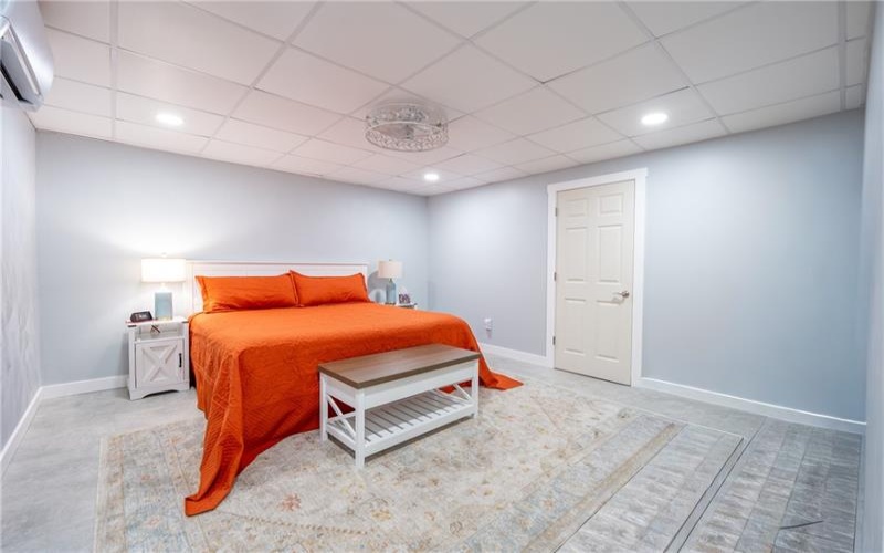 121 Johnson Rd, Greensburg, 15601, 6 Bedroom Bedrooms, ,5 BathroomBathrooms,Residential,For Sale,Johnson Rd,1773296