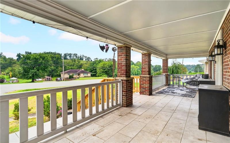 1293 Rostraver Road, Rostraver Township, 15012, 4 Bedroom Bedrooms, 10 Room Rooms,3.1 BathroomBathrooms,Residential,For Sale,Rostraver Road,1773312