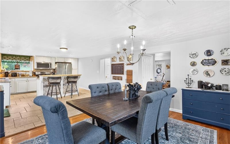 1293 Rostraver Road, Rostraver Township, 15012, 4 Bedroom Bedrooms, 10 Room Rooms,3.1 BathroomBathrooms,Residential,For Sale,Rostraver Road,1773312
