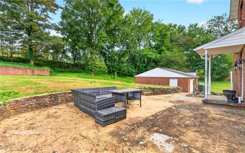 1293 Rostraver Road, Rostraver Township, 15012, 4 Bedroom Bedrooms, 10 Room Rooms,3.1 BathroomBathrooms,Residential,For Sale,Rostraver Road,1773312