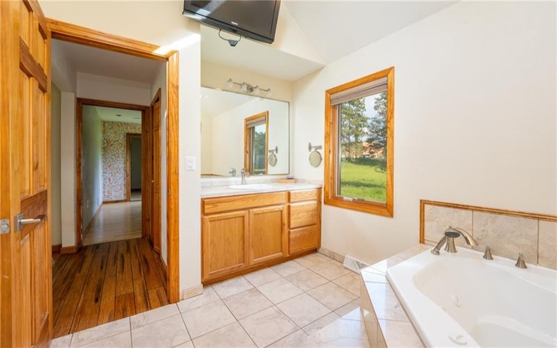 426 Dick Station Rd, Irwin, 15642, 2 Bedroom Bedrooms, ,2.1 BathroomBathrooms,Residential,For Sale,Dick Station Rd,1773320