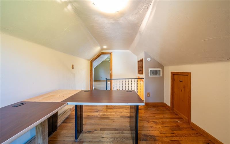 426 Dick Station Rd, Irwin, 15642, 2 Bedroom Bedrooms, ,2.1 BathroomBathrooms,Residential,For Sale,Dick Station Rd,1773320