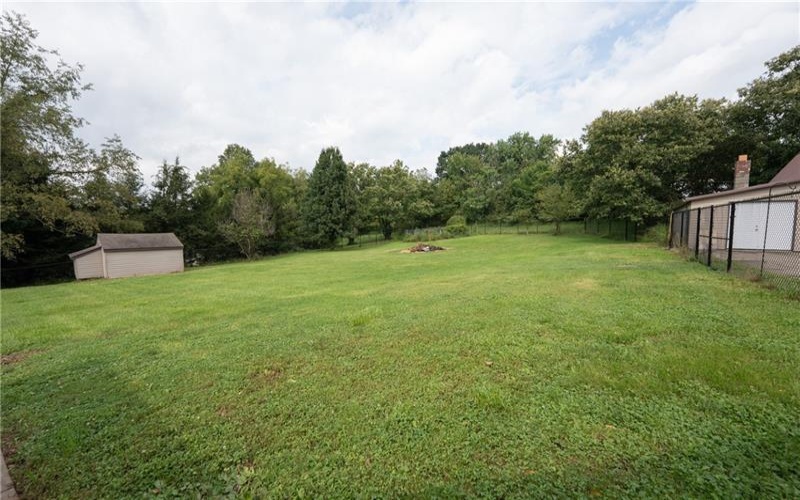 426 Dick Station Rd, Irwin, 15642, 2 Bedroom Bedrooms, ,2.1 BathroomBathrooms,Residential,For Sale,Dick Station Rd,1773320
