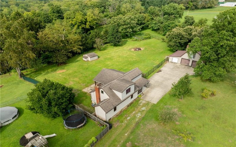 426 Dick Station Rd, Irwin, 15642, 2 Bedroom Bedrooms, ,2.1 BathroomBathrooms,Residential,For Sale,Dick Station Rd,1773320