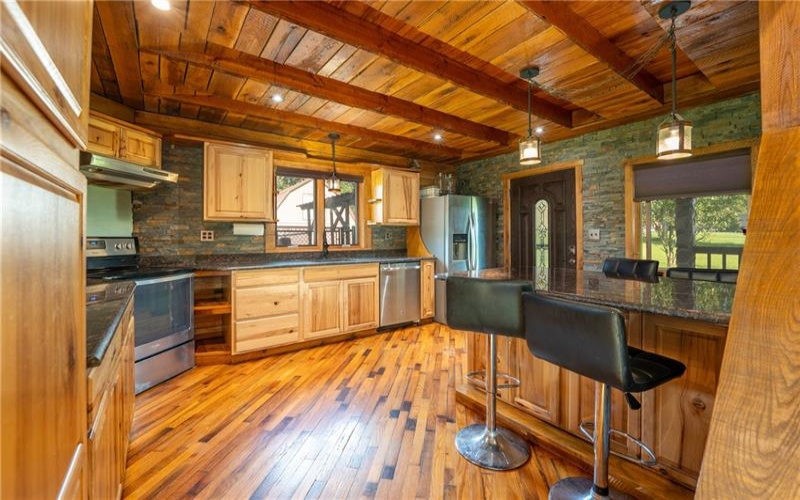 426 Dick Station Rd, Irwin, 15642, 2 Bedroom Bedrooms, ,2.1 BathroomBathrooms,Residential,For Sale,Dick Station Rd,1773320