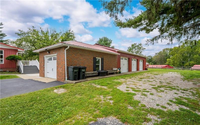 1293 Jefferson Rd, Jefferson, 15344, 5 Bedroom Bedrooms, 10 Room Rooms,3 BathroomBathrooms,Residential,For Sale,Jefferson Rd,1773392