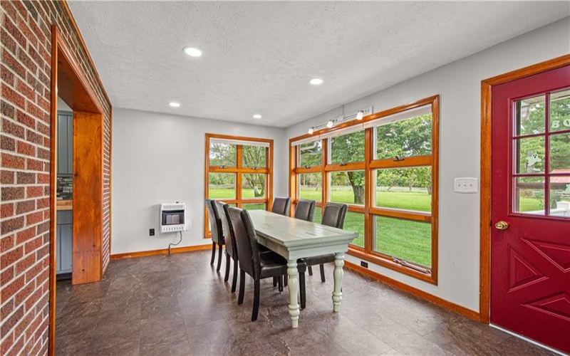 1293 Jefferson Rd, Jefferson, 15344, 5 Bedroom Bedrooms, 10 Room Rooms,3 BathroomBathrooms,Residential,For Sale,Jefferson Rd,1773392