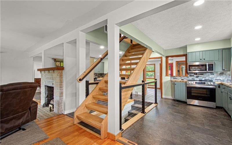 1293 Jefferson Rd, Jefferson, 15344, 5 Bedroom Bedrooms, 10 Room Rooms,3 BathroomBathrooms,Residential,For Sale,Jefferson Rd,1773392