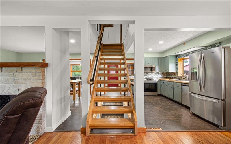 1293 Jefferson Rd, Jefferson, 15344, 5 Bedroom Bedrooms, 10 Room Rooms,3 BathroomBathrooms,Residential,For Sale,Jefferson Rd,1773392