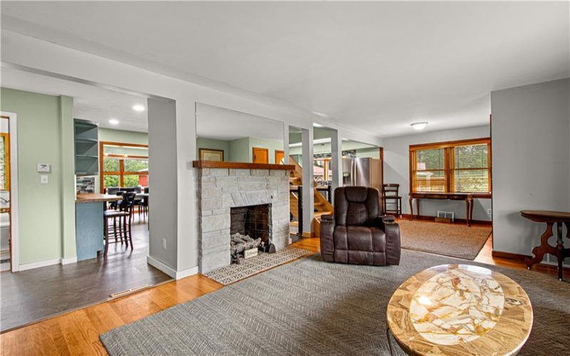 1293 Jefferson Rd, Jefferson, 15344, 5 Bedroom Bedrooms, 10 Room Rooms,3 BathroomBathrooms,Residential,For Sale,Jefferson Rd,1773392
