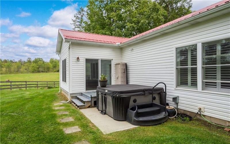 1293 Jefferson Rd, Jefferson, 15344, 5 Bedroom Bedrooms, 10 Room Rooms,3 BathroomBathrooms,Residential,For Sale,Jefferson Rd,1773392
