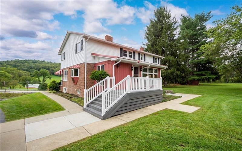 1293 Jefferson Rd, Jefferson, 15344, 5 Bedroom Bedrooms, 10 Room Rooms,3 BathroomBathrooms,Residential,For Sale,Jefferson Rd,1773392
