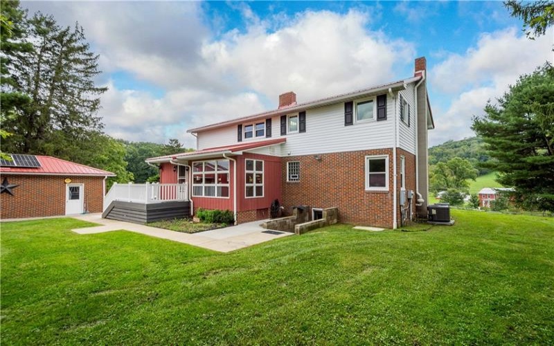 1293 Jefferson Rd, Jefferson, 15344, 5 Bedroom Bedrooms, 10 Room Rooms,3 BathroomBathrooms,Residential,For Sale,Jefferson Rd,1773392