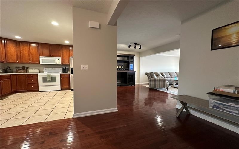 3005 Ironwood Cir, Jeannette, 15644, 3 Bedroom Bedrooms, ,2.1 BathroomBathrooms,Lease,For Rent,Ironwood Cir,1773447